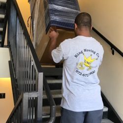King Moving Co. - Team work is important, especially in demanding situations