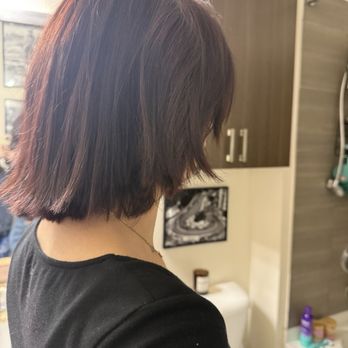 Greenhouse Hair - uneven, choppy, different lengths, heavy "face framing" - Hair Extensions Near Me - Baton Rouge, Louisiana Greenhouse Hair - uneven, choppy, different lengths, heavy "face framing" - Hair Extensions Near Me - Baton Rouge, Louisiana