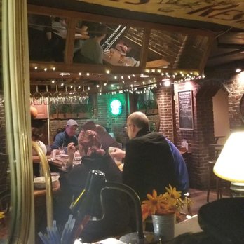 Grendel's Den Restaurant & Bar - Cool vibe interior - Bars Near Me - Cambridge, Massachusetts