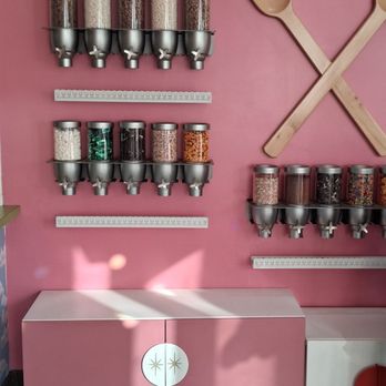 Cookie Dough Dreams - Desserts Near Me - Burbank, California Cookie Dough Dreams - Desserts Near Me - Burbank, California