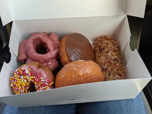 Family Donut Shop by null