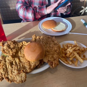 Edinburgh Diner - Wraps Near Me - Edinburgh, Indiana Edinburgh Diner - Wraps Near Me - Edinburgh, Indiana