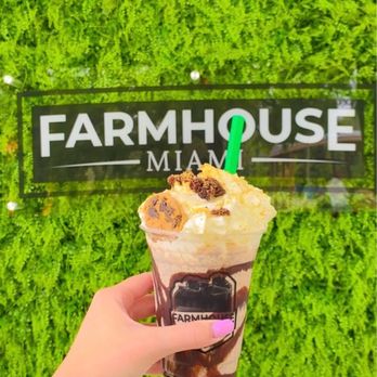FarmHouse Miami - Brownie Milk Shake - American Near Me - Miami, Florida