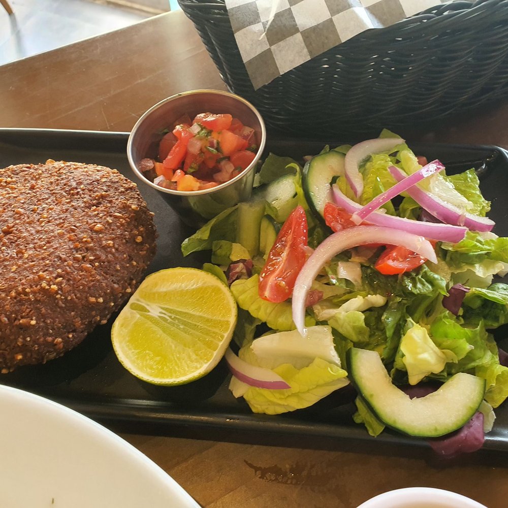 Siqueff - Kinlbi with a salad - Lebanese Near Me - Mérida, YUC