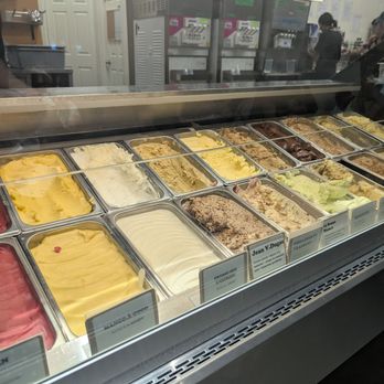 Iconoglace - Ice Cream & Frozen Yogurt Near Me - Montreal, Quebec