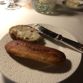 Charleston - Bread - New American Near Me - Baltimore, Maryland