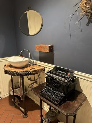 The Mackenzie Room by null