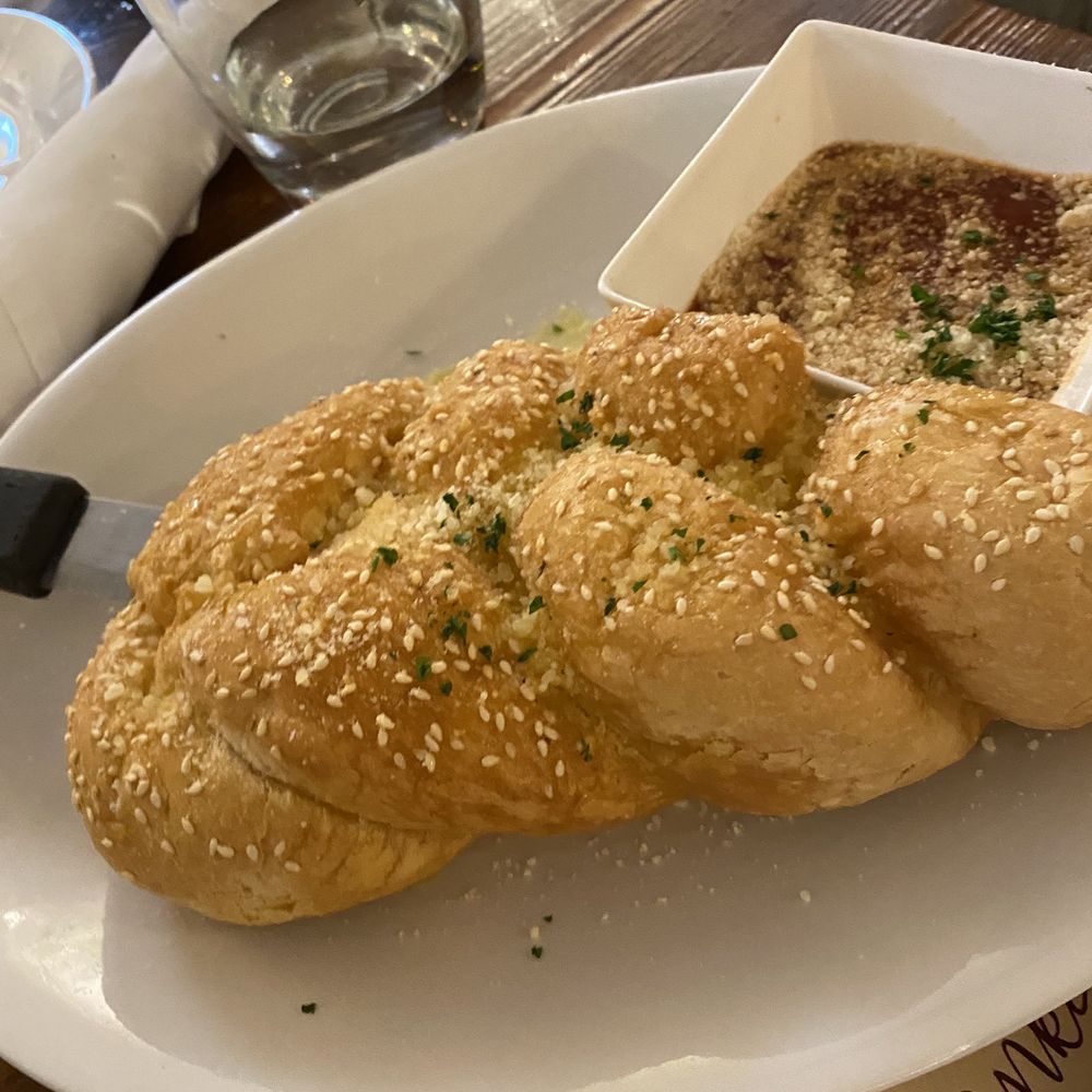 Cafe Sydnie Mae - Breaux Bread - Cajun/Creole Near Me - Breaux Bridge, Louisiana