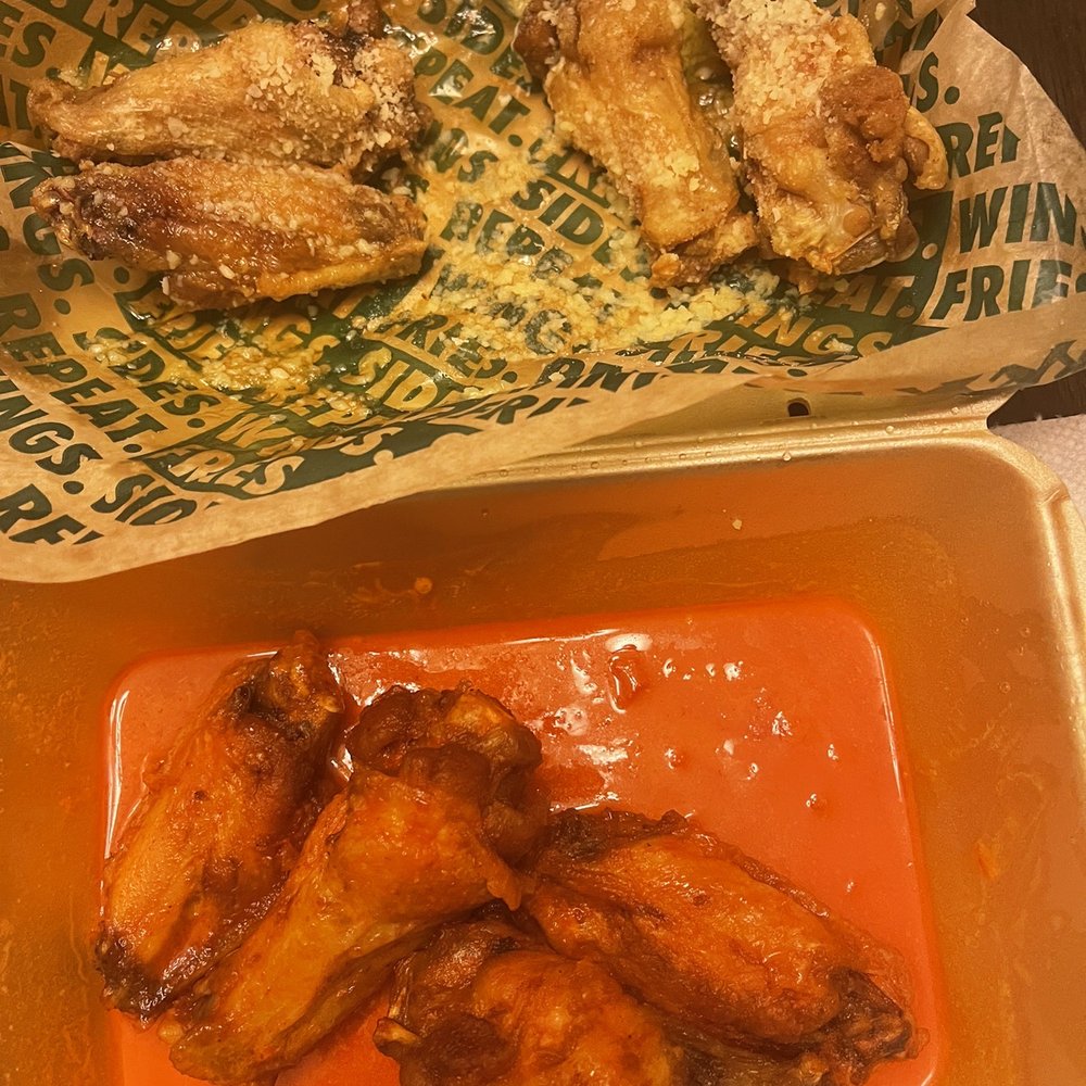 Garlic Parmesan and mild wings Garlic Parmesan and mild wings