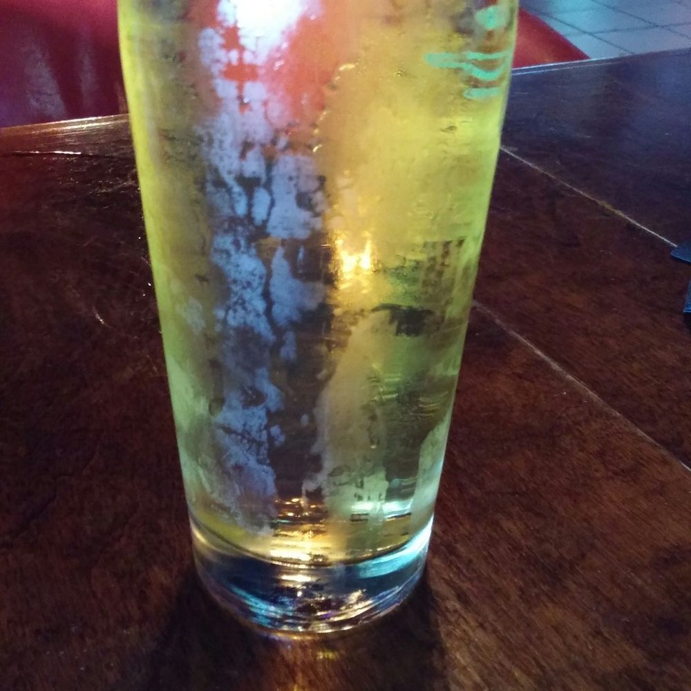 BLVD Bar & Grill - My mom's bud light (because they dont have coors light yet) 4$ draft - Bars Near Me - Châteauguay, Quebec BLVD Bar & Grill - My mom's bud light (because they dont have coors light yet) 4$ draft - Bars Near Me - Châteauguay, Quebec