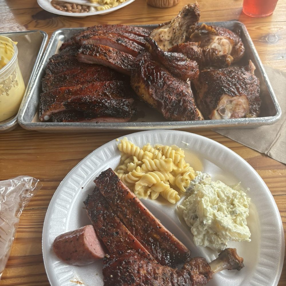 Miller's Smokehouse - Barbeque Near Me - Belton, Texas