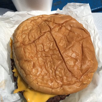 Pepper Tree Frosty - Disappointing burger - Ice Cream & Frozen Yogurt Near Me - Vista, California