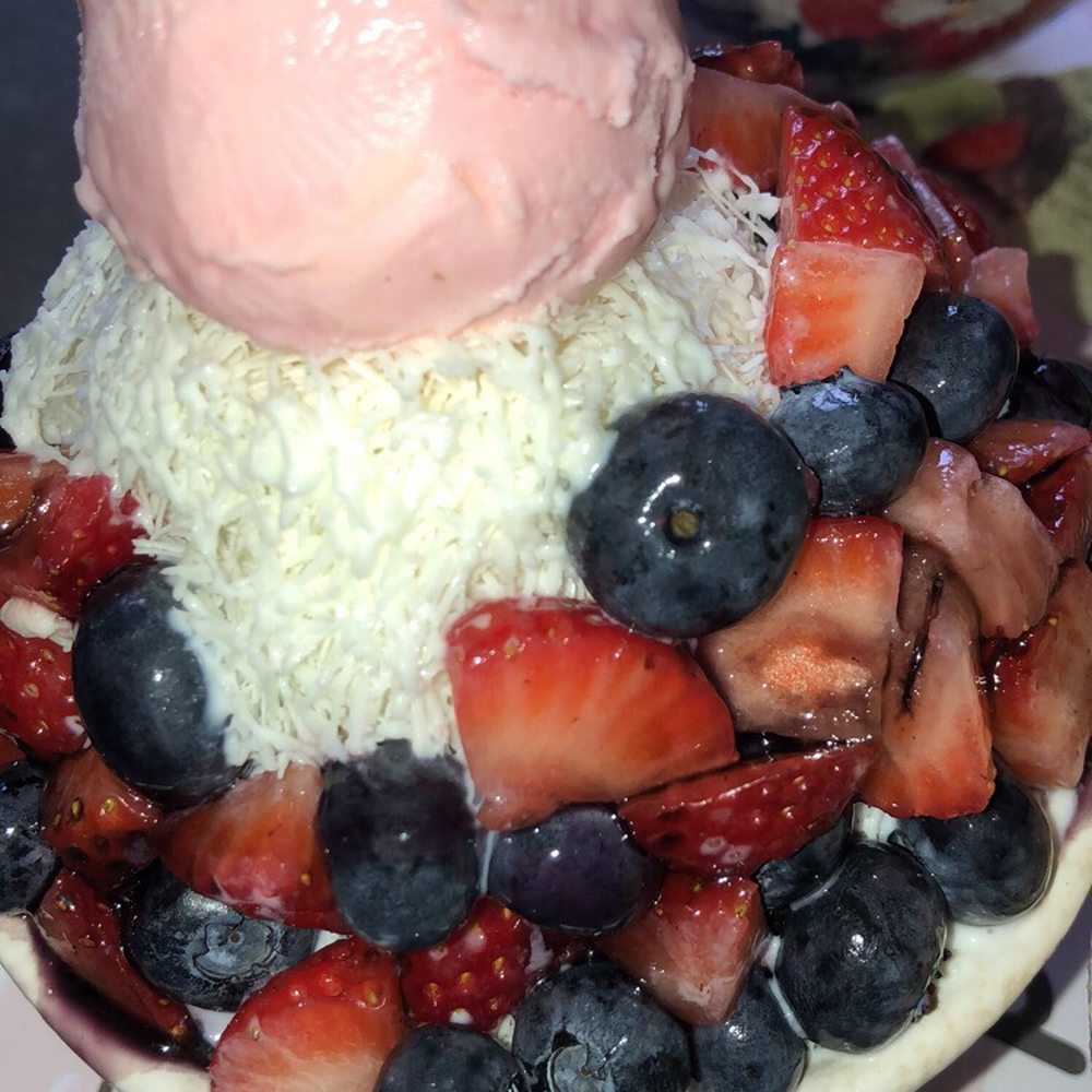 Bingsu Bean - Desserts Near Me - Toronto, Ontario Bingsu Bean - Desserts Near Me - Toronto, Ontario