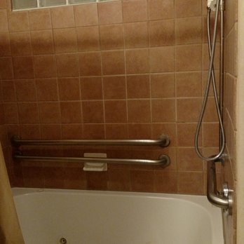 Inn at Eagle Mountain - Shower/tub - Hotels Near Me - Fountain Hills, Arizona Inn at Eagle Mountain - Shower/tub - Hotels Near Me - Fountain Hills, Arizona