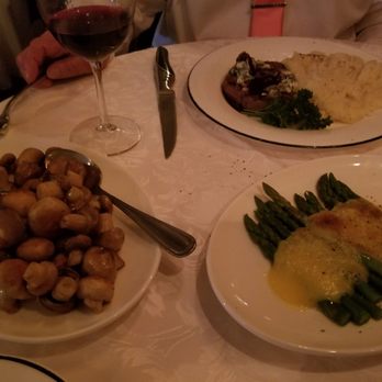 Peter's Fine Dining - Mushroom caps and asparagus - Seafood Near Me - Markham, Ontario