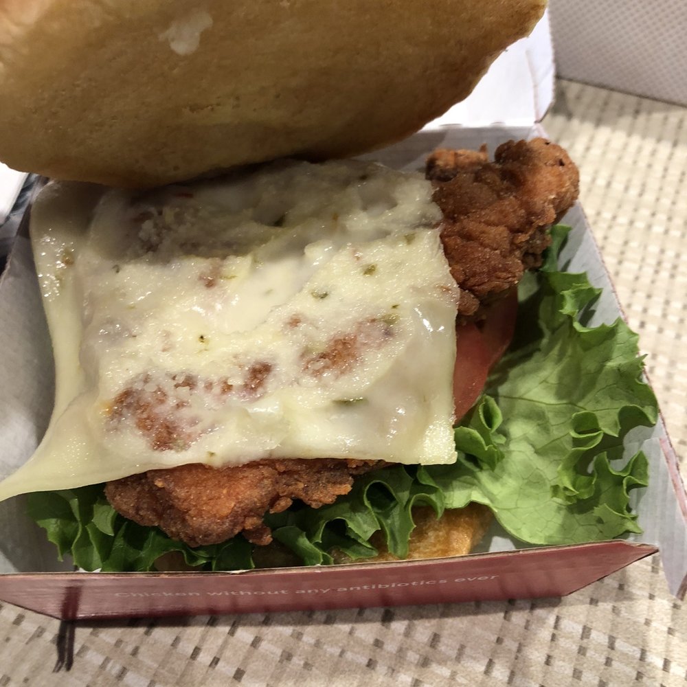 Chick-fil-A - Spicy chicken sandwich - Fast Food Near Me - Pleasanton, California