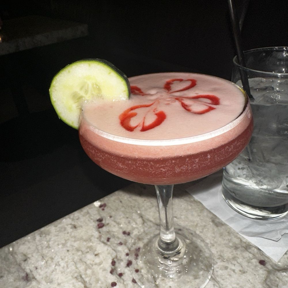 Hanny's - Lounges Near Me - Phoenix, Arizona
