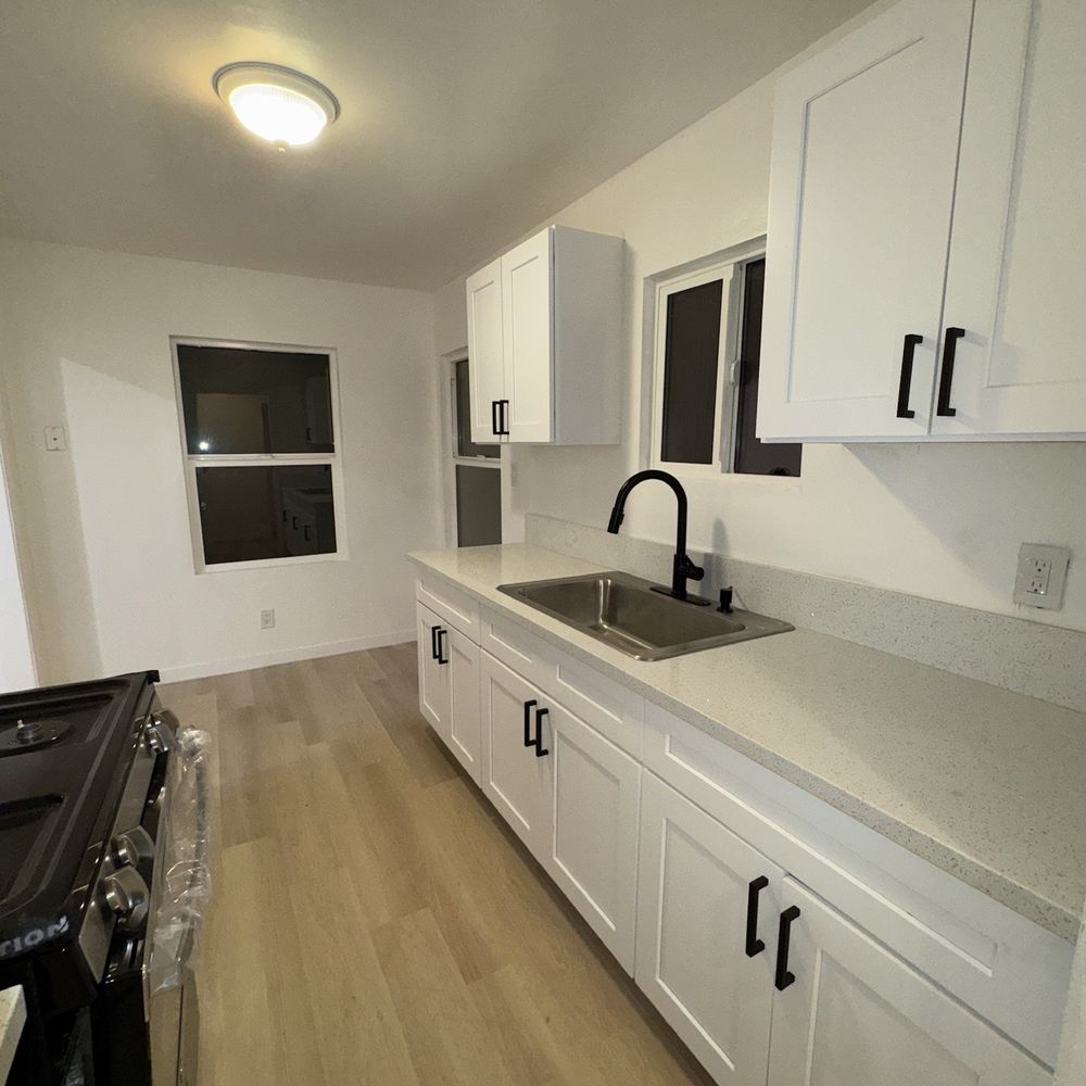 C B Granite Design - After House #3 - Kitchen & Bath Near Me - Buena Park, California C B Granite Design - After House #3 - Kitchen & Bath Near Me - Buena Park, California