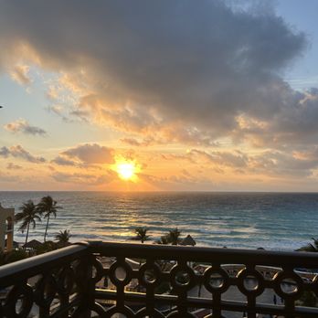 Kempinski Hotel Cancún - Sunrise - Hotels Near Me - Cancun, ROO