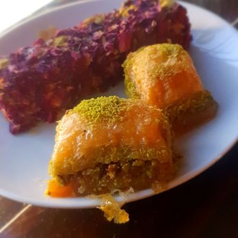 Oromo Cafe - Arabian dessert - Coffee & Tea Near Me - Chicago, Illinois