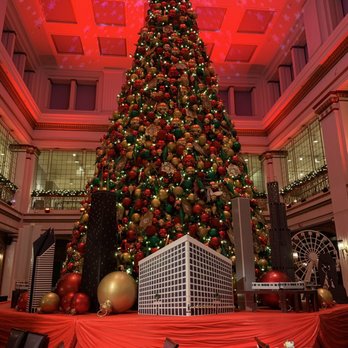 Macy's - Department Stores Near Me - Chicago, Illinois