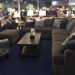 Mega Furniture & Mattress Discount - ~Grand~ 2pc Sectional