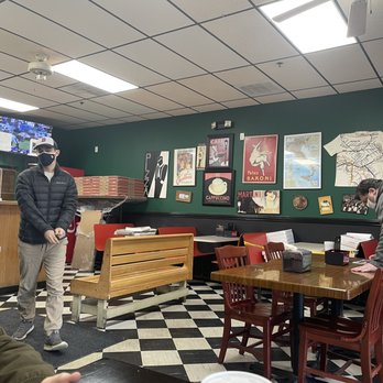 Gino's Pizza - Interior - Pizza Near Me - Raleigh, North Carolina
