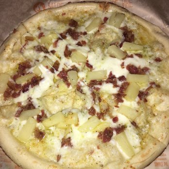 Blaze Pizza - Garlic Pesto, Mozarella Cheese, Applewood Bacon, Pineapple w/ Sea Salt Pizza - Salad Near Me - Boca Raton, Florida Blaze Pizza - Garlic Pesto, Mozarella Cheese, Applewood Bacon, Pineapple w/ Sea Salt Pizza - Salad Near Me - Boca Raton, Florida