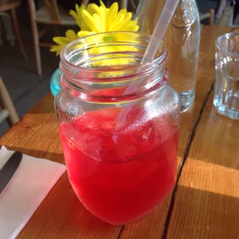 Bounty Kitchen - Queen Anne - Arnold Palmer - half ice tea half lemonade - Salad Near Me - Seattle, Washington Bounty Kitchen - Queen Anne - Arnold Palmer - half ice tea half lemonade - Salad Near Me - Seattle, Washington