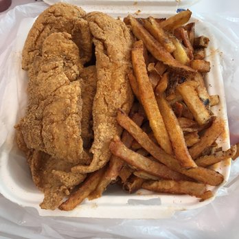 Bayz Trayz - $10 fish & fries - Food Trucks Near Me - Washington, DC, District of Columbia Bayz Trayz - $10 fish & fries - Food Trucks Near Me - Washington, DC, District of Columbia