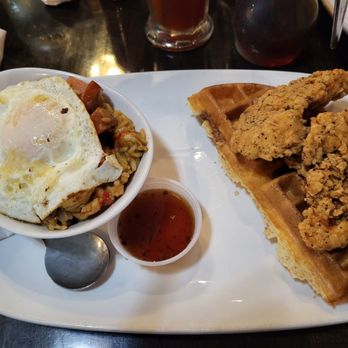 Another Broken Egg Cafe - Incredible jambalaya, chicken n waffles - Breakfast & Brunch Near Me - Burbank, California
