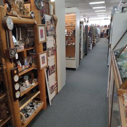 Superstition Grand Antique Mall