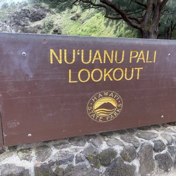 Nuuanu Pali Lookout - July 2025 - Local Flavor Near Me - Kaneohe, Hawaii Nuuanu Pali Lookout - July 2025 - Local Flavor Near Me - Kaneohe, Hawaii