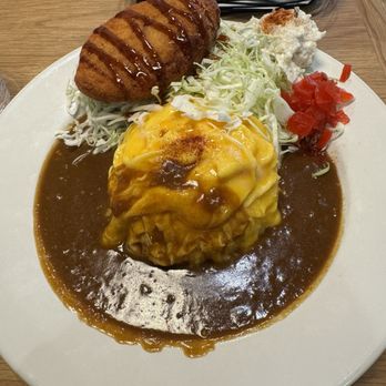 Curry Hyuga - korroke curry with dome egg - Japanese Curry Near Me - Cupertino, California Curry Hyuga - korroke curry with dome egg - Japanese Curry Near Me - Cupertino, California