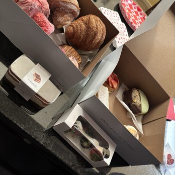 JL Patisserie Phoenix - Bakeries Near Me - Phoenix, Arizona