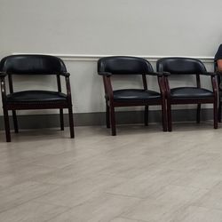 MD Now Urgent Care - The welcoming waiting area