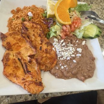 El Pescador - Pico Rivera - Chicken with rice and beans - Seafood Near Me - Pico Rivera, California