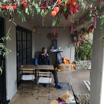Millside Restaurant - Outside, because full - British Near Me - Lyme Regis, DOR