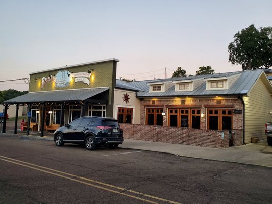 Rusty's Riverfront Grill by null