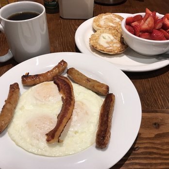Buffalo Thunder Casino - Made-to-Order Breakfast with Fresh Fruit - Casinos Near Me - Santa Fe, New Mexico Buffalo Thunder Casino - Made-to-Order Breakfast with Fresh Fruit - Casinos Near Me - Santa Fe, New Mexico