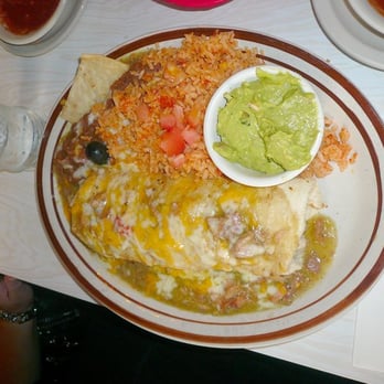 Mucho Mas - Burrito plate - Mexican Near Me - Los Angeles, California Mucho Mas - Burrito plate - Mexican Near Me - Los Angeles, California