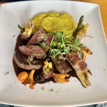 Wia z'haus Lehner - Tender appetizer - veal. - Austrian Near Me - Linz, 4 Wia z'haus Lehner - Tender appetizer - veal. - Austrian Near Me - Linz, 4