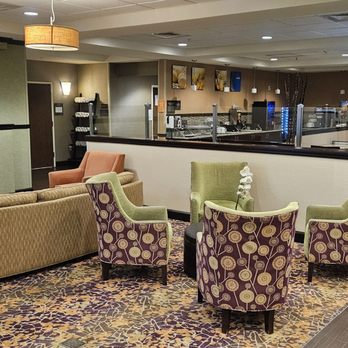 Comfort Inn & Suites Dothan East - Lobby - Hotels Near Me - Dothan, Alabama