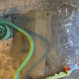side by side comparison of what I cleaned with my machine (right) and what was left "cleaned" by this business on the left