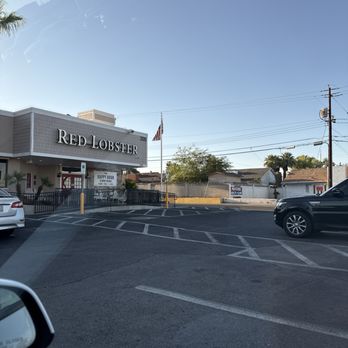 Red Lobster - Entrance - American Near Me - North Las Vegas, Nevada