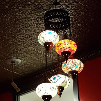 Lola's Lounge - Spanish Near Me - Sacramento, California