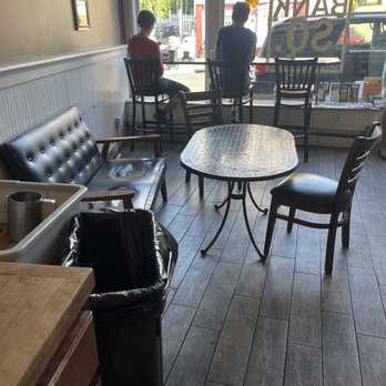 Bank Square Coffeehouse - Coffee & Tea Near Me - Beacon, New York