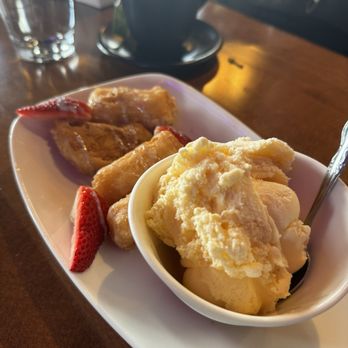 Burma Light - Coconut ice cream dessert - Noodles Near Me - Folsom, California