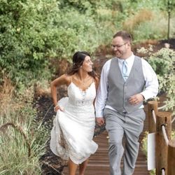 Shady Brook Acres Hitching Post - Rain didn't stop these two lovebirds....