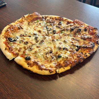 The Old Ice House Pizzeria - Medium Scotchman's Supreme Pizza - Pizza Near Me - Hope, Idaho The Old Ice House Pizzeria - Medium Scotchman's Supreme Pizza - Pizza Near Me - Hope, Idaho